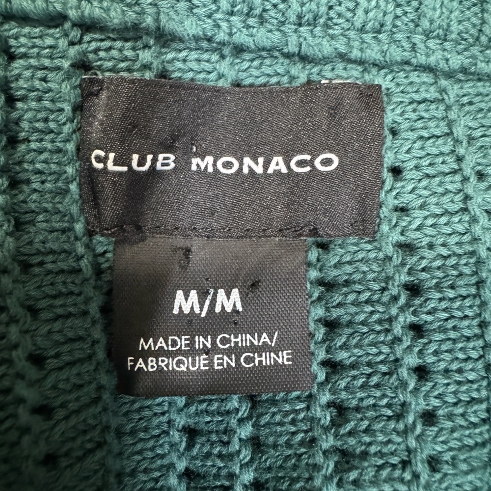 Club Monaco Men's V-Neck Upgraded with Mixed Knit Cotton For Allover Texture - Picture 12 of 15